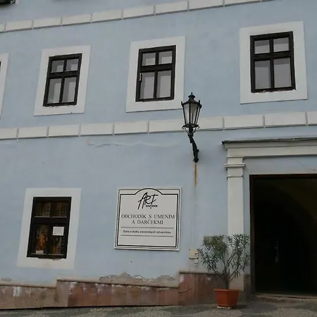 Zlate Casy Na Trojici Daire *